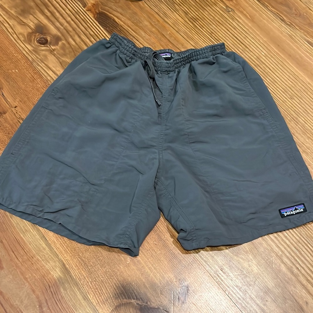 Mens XS Patagonia Shorts with liner